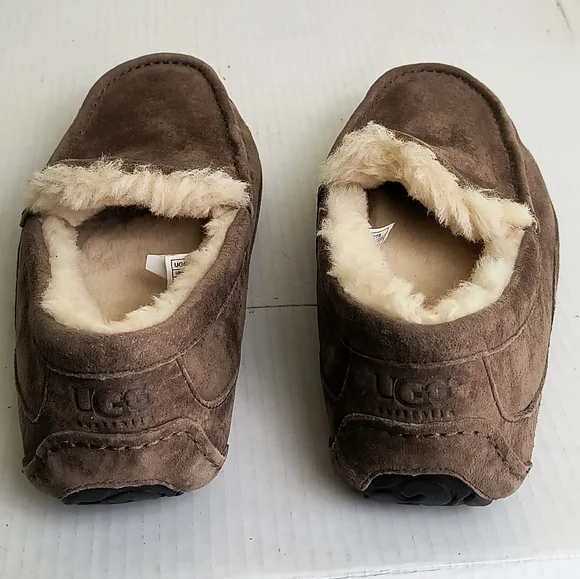 UGG AUSTRALIA Ascot Slipper Dusted Cocoa Suede Slip-On Loafer Size 10